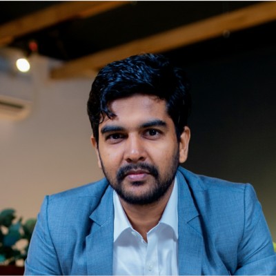 Portrait of Niraj Appuhamy, Founder and CEO of SiteSignal